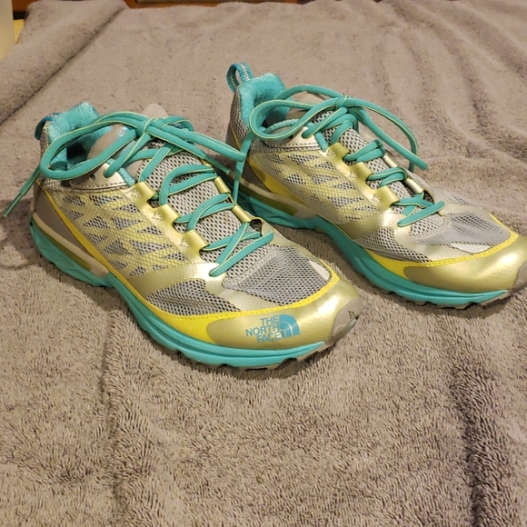 The North Face Tennis Shoes - Picture 1 of 5